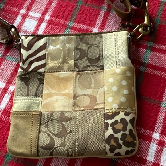 Coach purse - Picture 4 of 4